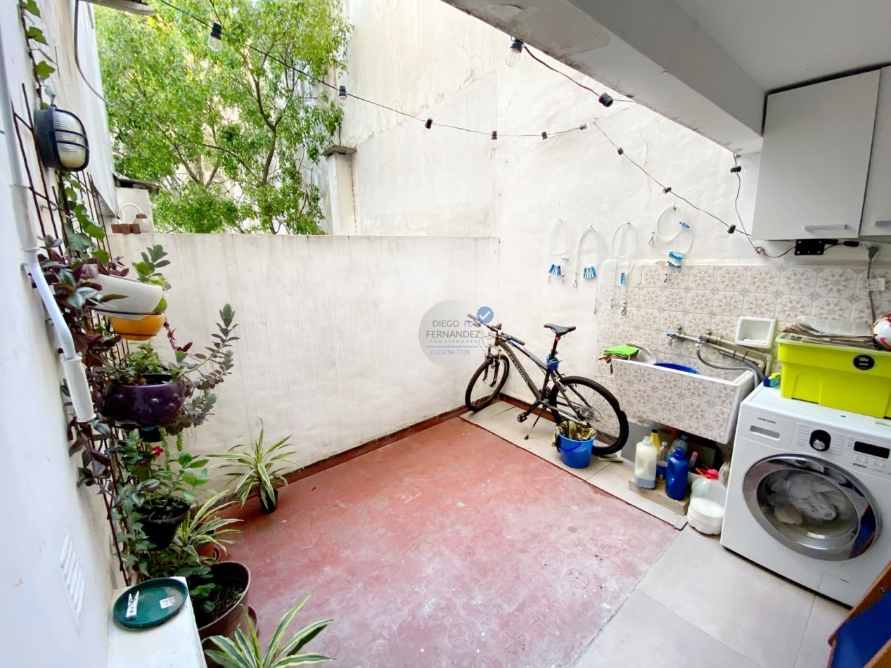 3 Ambientes con Patio, Luminoso, Listo para Habitar. Oportunidad !!!! San Telmo, Monserrat, Bolivar y Venezuela