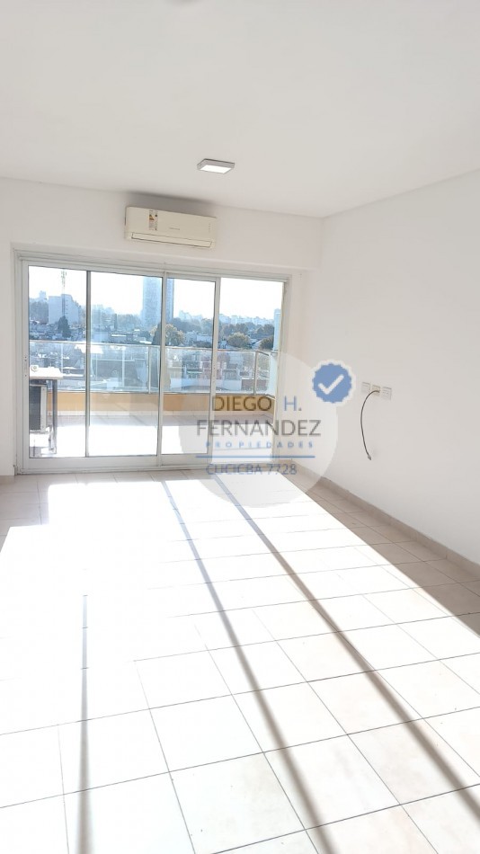 Departamento Monoambiente Excelente !!!!!! Doble Ventilacion , Balcon Terraza