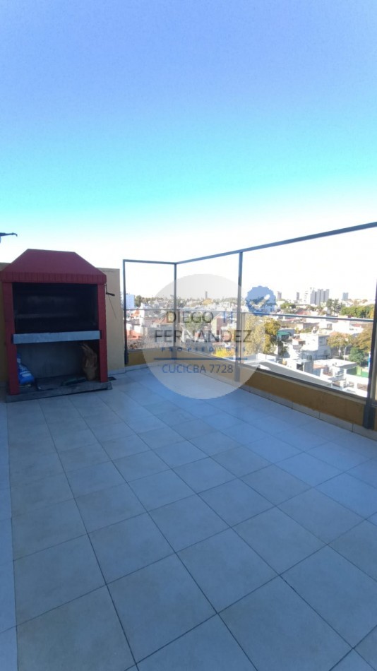 Departamento Monoambiente Excelente !!!!!! Doble Ventilacion , Balcon Terraza