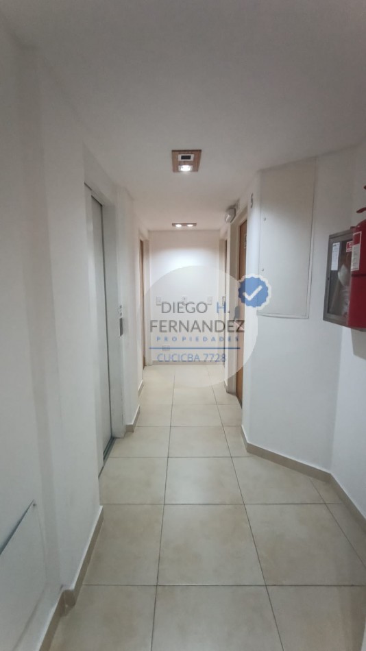 Monoambiente Excelente cuadra Santa Rita , Vista Abierta Excelente Edificio , Luz y Ventilacion 