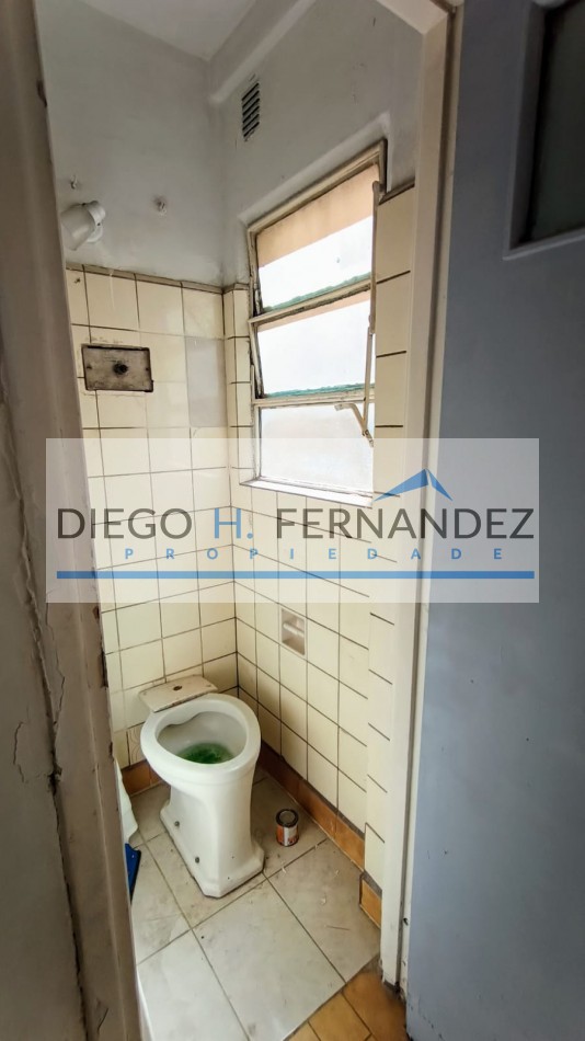 4 Ambientes con Escritorio , DOS Balcones, Concordia 65. OPORTUNIDAD!!!!
