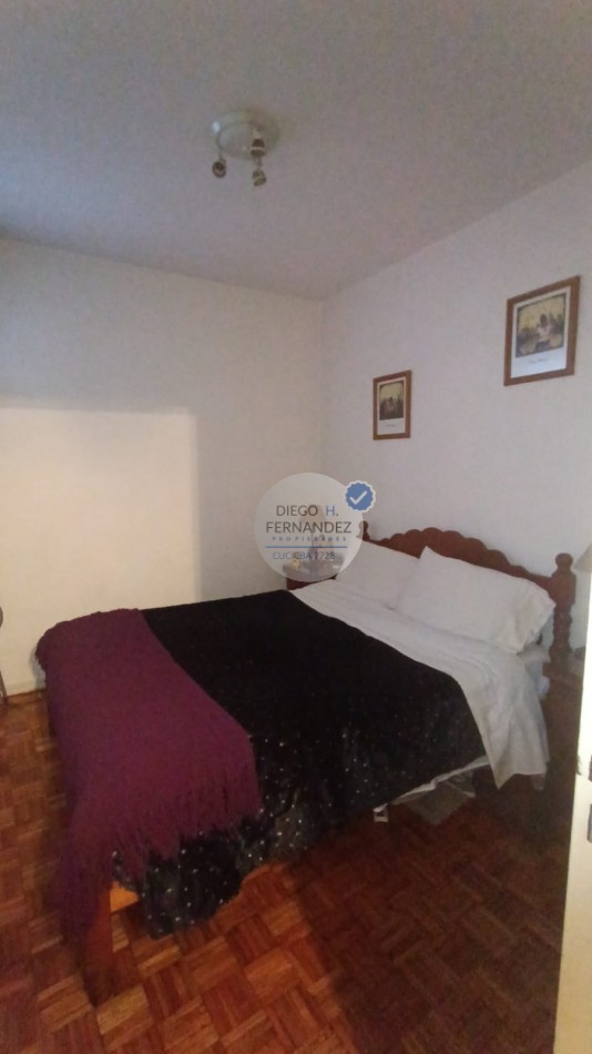DEPARTAMENTO, 3 ambientes. EXCELENTE UBICACION , CIUDAD DE LA PAZ 1300.