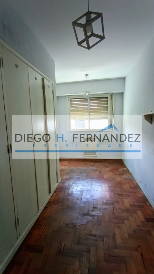 4 Ambientes con Escritorio , DOS Balcones, Concordia 65. OPORTUNIDAD!!!!
